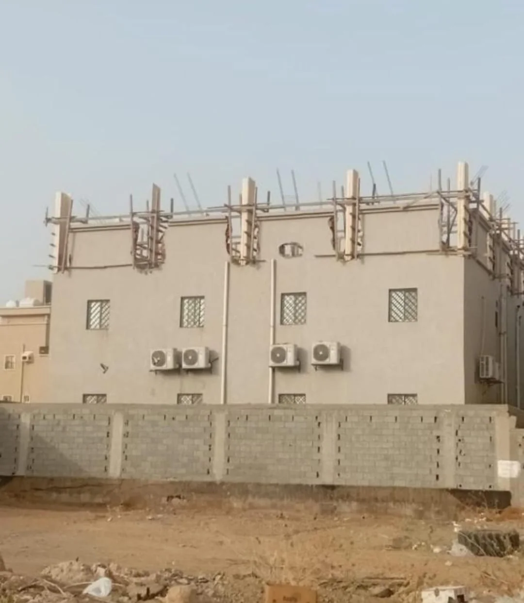 تركيب الأرضيات والبلاط