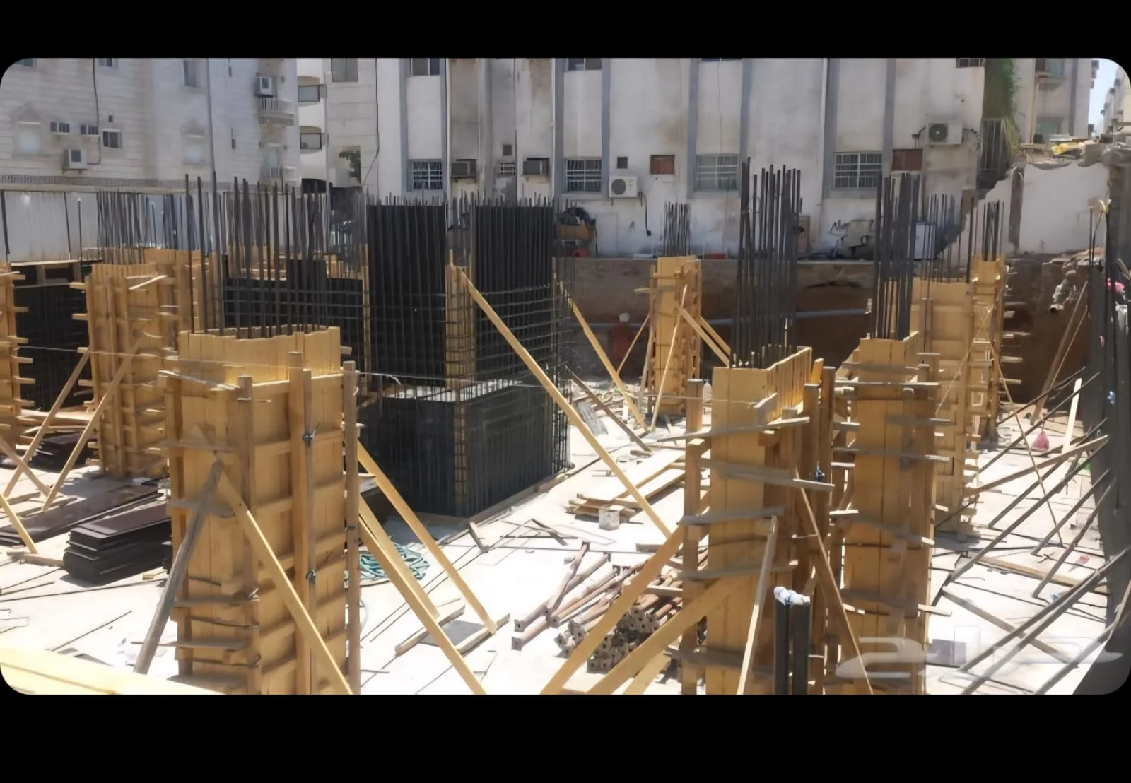 صب أعمدة جدة - مرحلة تنفيذ